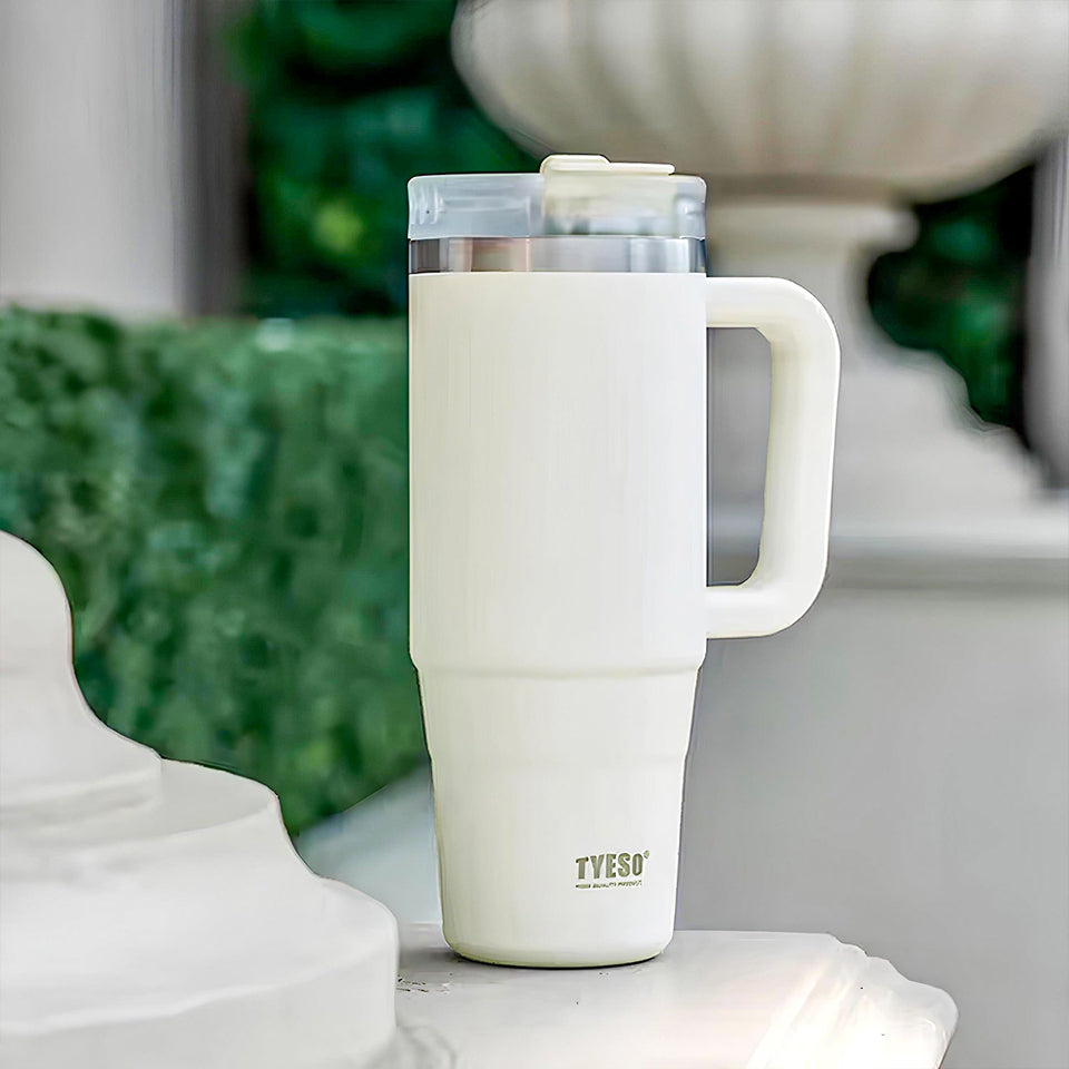 TYESO® Mega-Capacity Sill-Proof Stainless Steel Tumbler with Straw & Cleaning Brush (1200ml) (TS-8868)