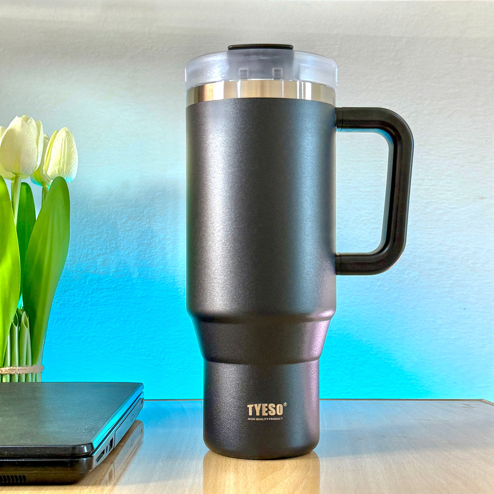 TYESO® Mega-Capacity Sill-Proof Stainless Steel Tumbler with Straw & Cleaning Brush (1200ml) (TS-8868)